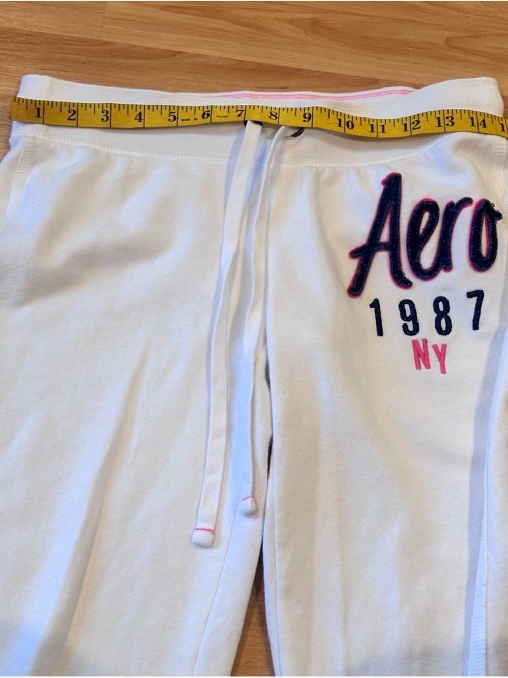 Aeropostale Y2K White Crop Joggers - Picture 3 of 5